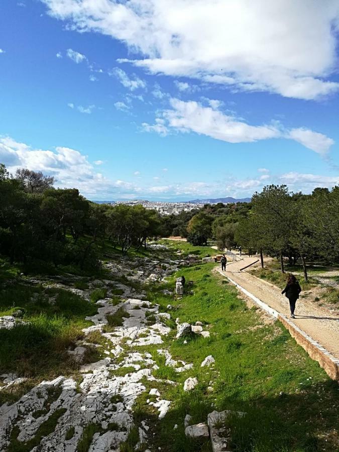 Spacious Apartment Near Acropolis With Roof Garden Atene Esterno foto