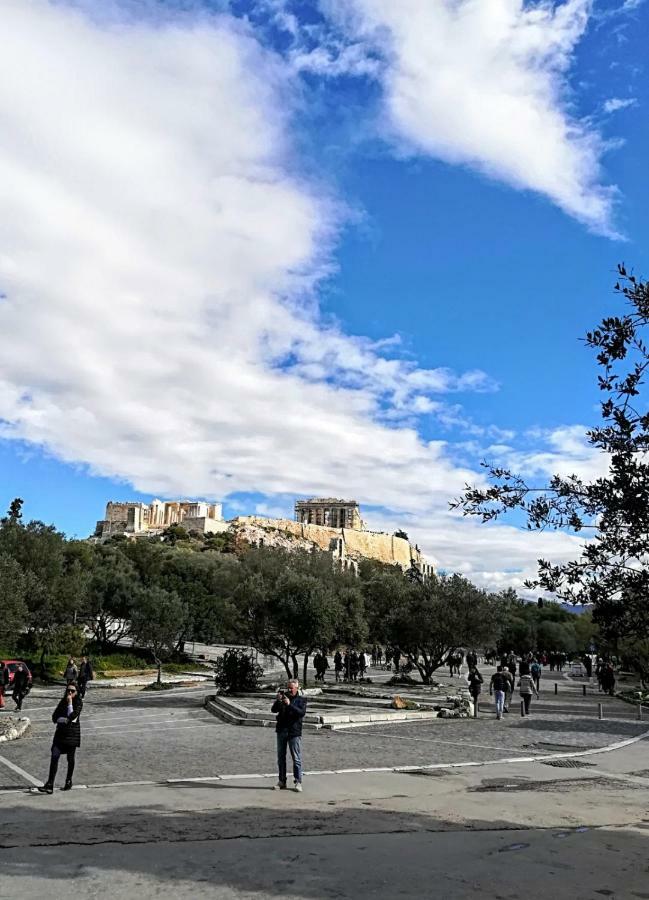 Spacious Apartment Near Acropolis With Roof Garden Atene Esterno foto